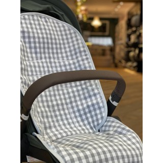 Colchoneta para silla Joolz HUB+ Petra Humo La Giraffa Bianca e Colchoneta para silla Joolz HUB+ Petra Humo La Giraffa Bianca e