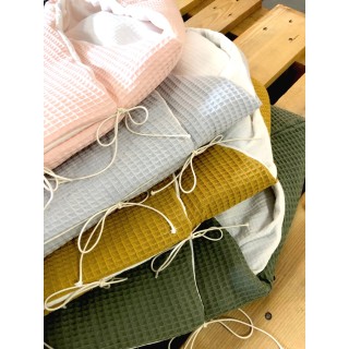 Saco para capazo con capucha Only Gofre Mostaza