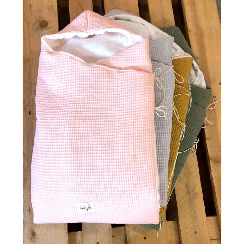 Saco para capazo con capucha Only Gofre Gris Saco para capazo con capucha Only Gofre Gris