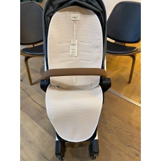 Colchoneta para silla Joolz HUB+ Gofre Beige La Giraffa Bianca Colchoneta para silla Joolz HUB+ Gofre Beige La Giraffa Bianca