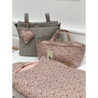 Saco para capazo con capucha Lily bambula rosa La Giraffa Bianca e Blu Saco para capazo con capucha Lily bambula rosa La Giraffa Bianca e Blu