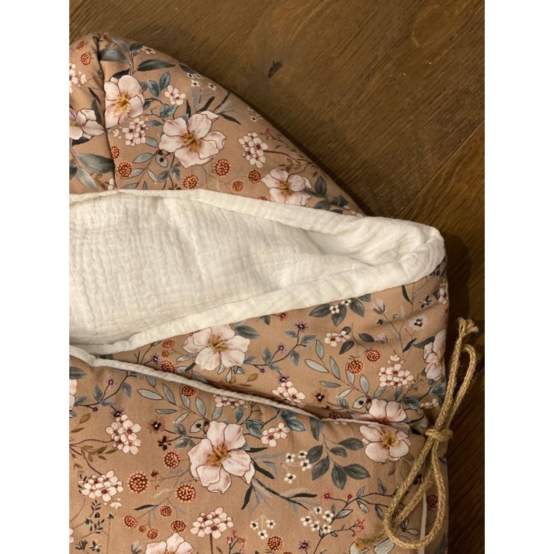 Saco capazo capucha bambula Candela Moka La Giraffa Bianca e Blu Saco capazo capucha bambula Candela Moka La Giraffa Bianca e Blu