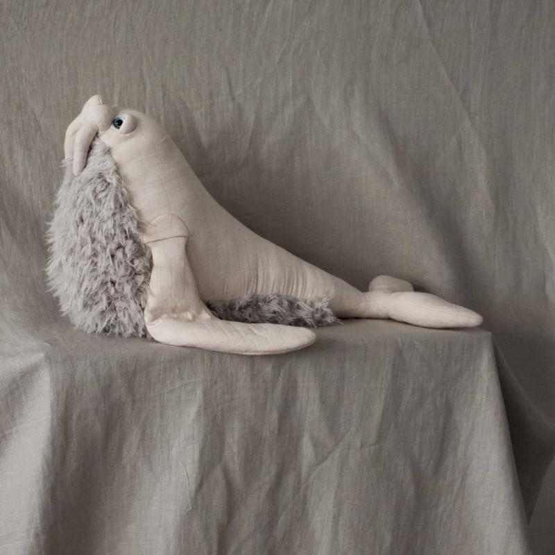Peluche The Walrus Small Lady