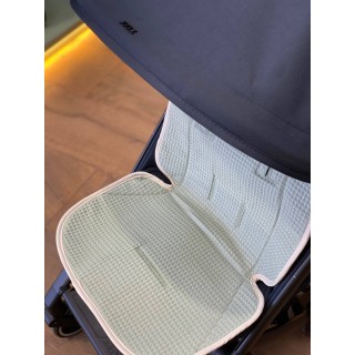 Colchoneta funda para silla JOOLZ AER Petra Humo