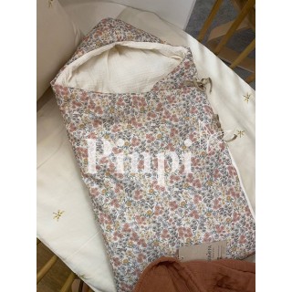 Saco para capazo con capucha Emily bambula La Giraffa Bianca e Blu Saco para capazo con capucha Emily bambula La Giraffa Bianca e Blu