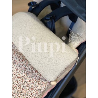 Saco para silla Joolz Aer Lily Flores interior borrego La Giraffa Bianca e Blu