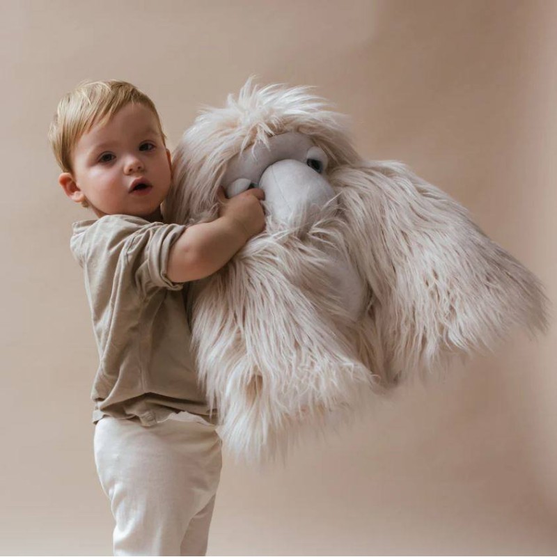 Adopta un Bigstuffed Big Earth Yeti Adopta un Bigstuffed Big Earth Yeti