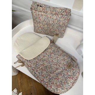 Saco para capazo bambula Emily La Giraffa Bianca e Blu