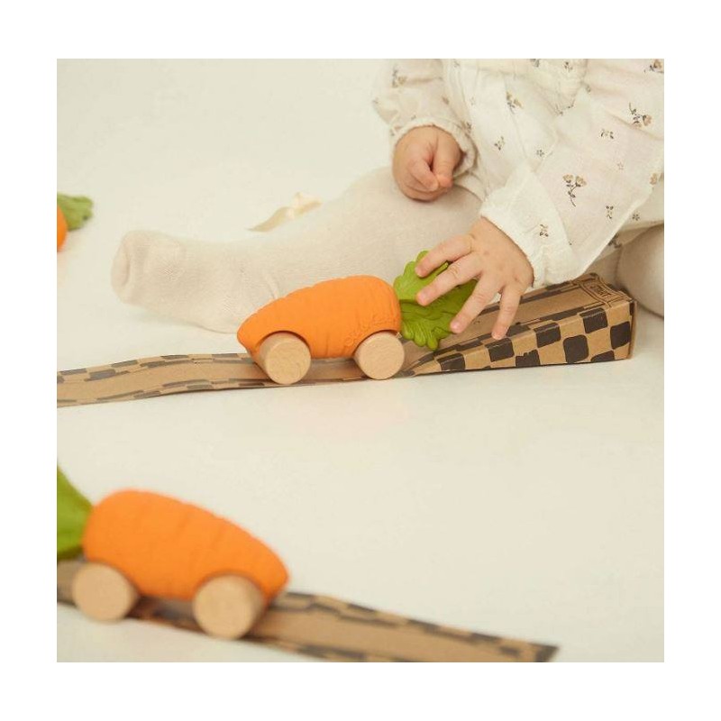 Mordedor- coche de juguete Cathy the Carrot Mordedor- coche de juguete Cathy the Carrot