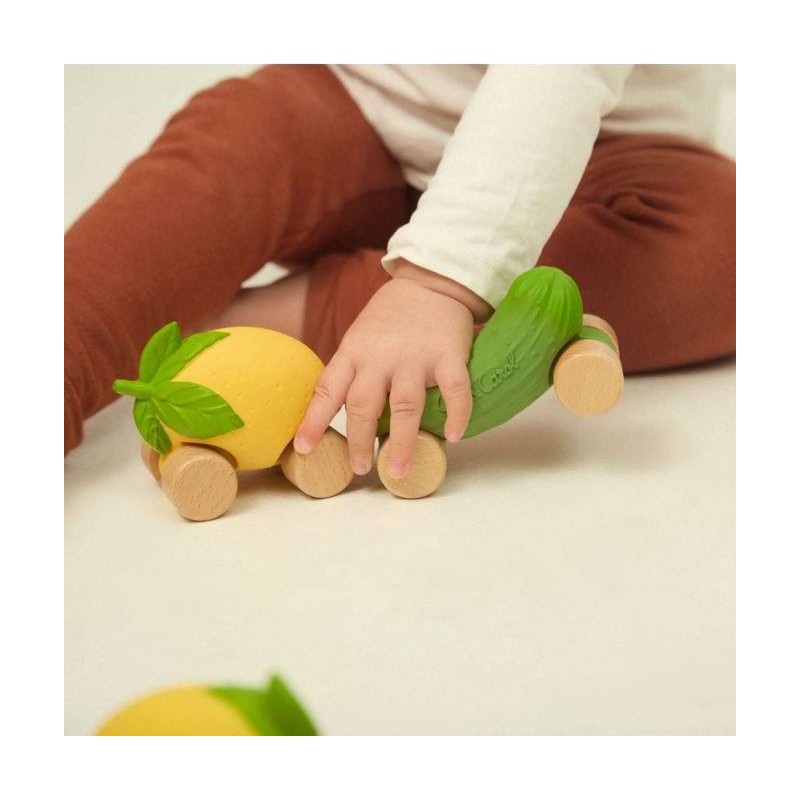 Mordedor- coche de juguete Cathy the Carrot Mordedor- coche de juguete Cathy the Carrot