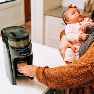 Preparador de biberones Babybrezza Formula Advance Pro Black Edition