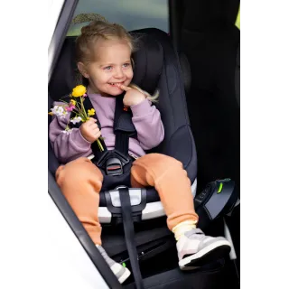 BeSafe Beyond Bundle (hasta los 6 años con base giratoria) Black Soft Breeze