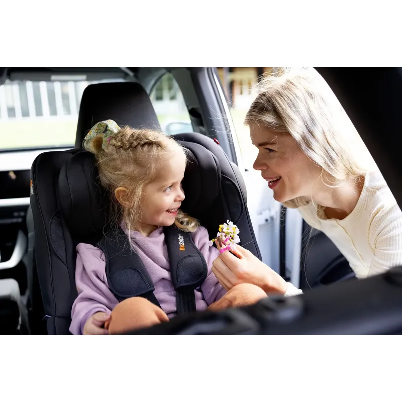 BeSafe Beyond Bundle (hasta los 6 años con base giratoria) Black Soft Breeze