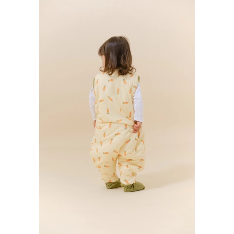 Saco de dormir invierno con calcetines Carrots