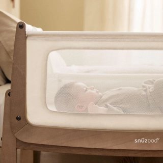 Minicuna de colecho SnuzPod5 Walnut